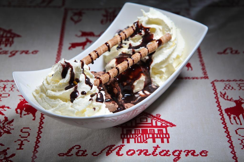Hotel Le Relais Alpin Les Mosses ภายนอก รูปภาพ
