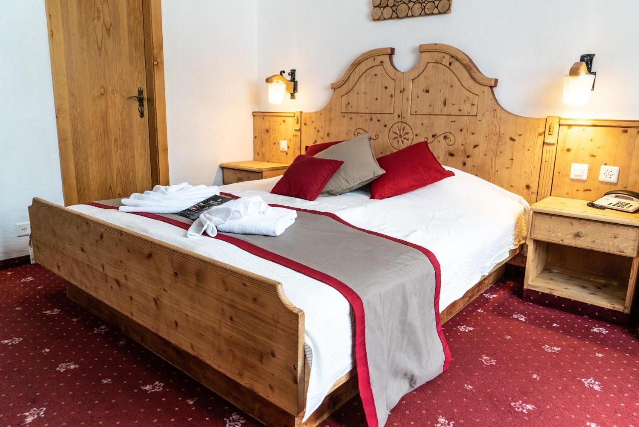 Hotel Le Relais Alpin Les Mosses ภายนอก รูปภาพ