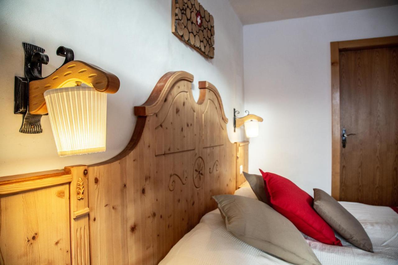 Hotel Le Relais Alpin Les Mosses ภายนอก รูปภาพ
